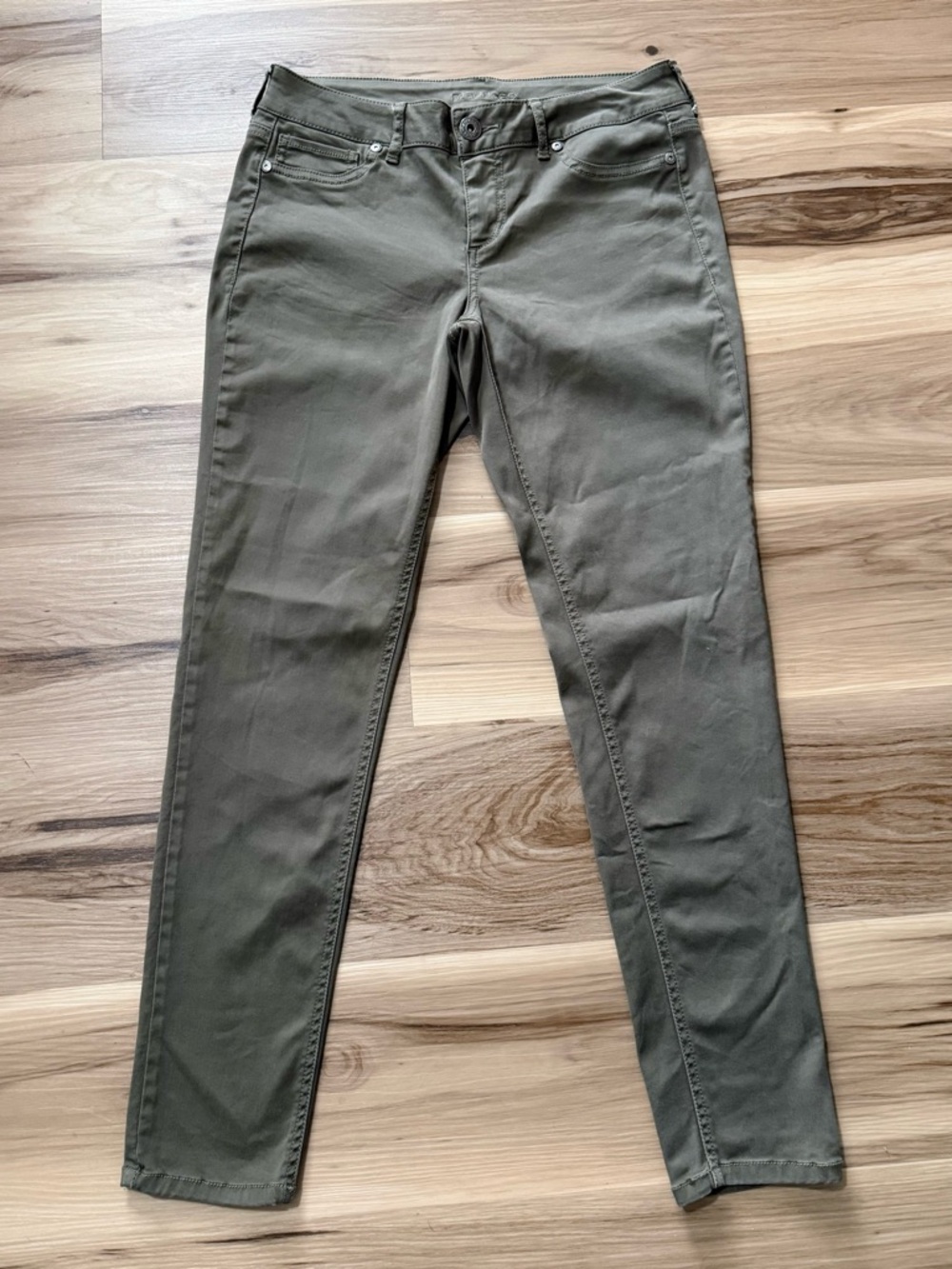 Maurices Dark Green/Gray Skinny Dress Pants Size M Stretchy Women’s Bottoms